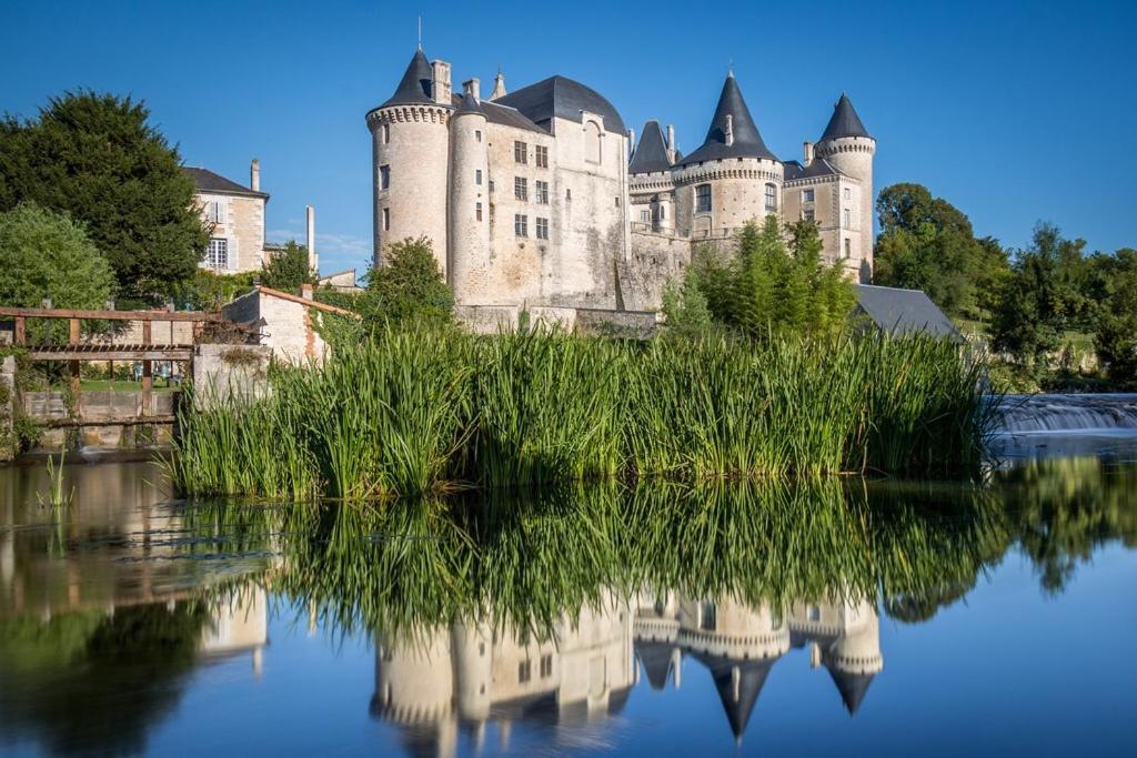 Les Halles Chambre D'Hotes Verteuil-sur-Charente 외부 사진